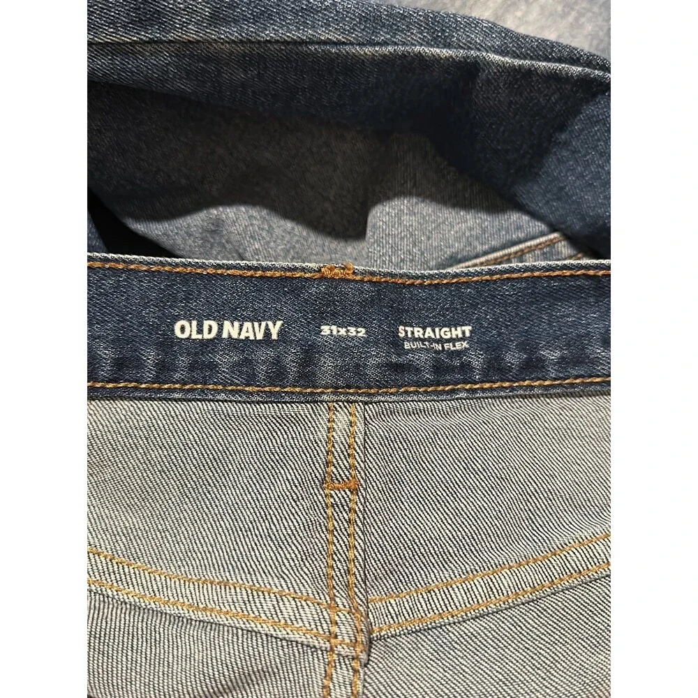 Old Navy built in flex straight leg jeans